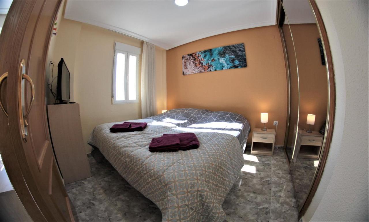 Cozy Apartment Just 8 Min Walk From The Beach! Benidorm Exterior photo